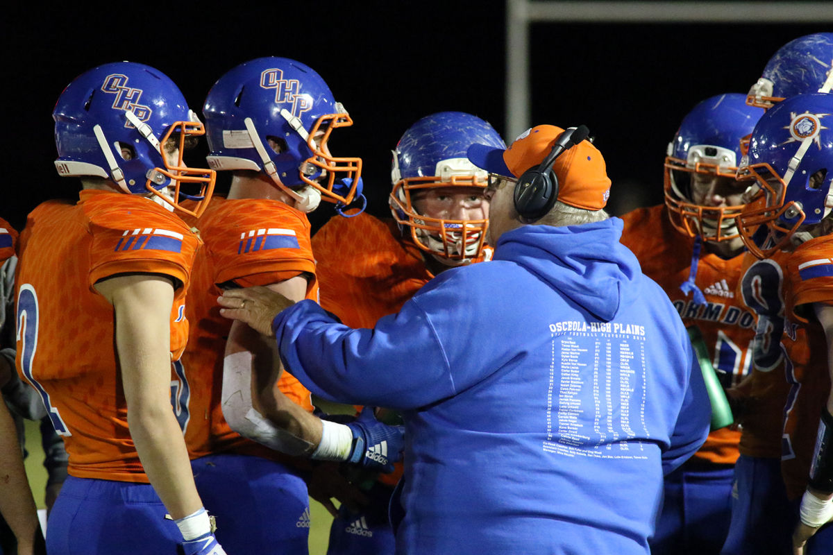 Osceola High Plains FB vs Cross County (16).JPG